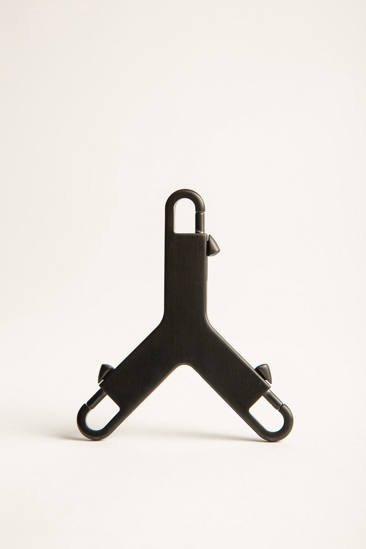 RICK OWENS | 3 PRONG KEYCHAIN