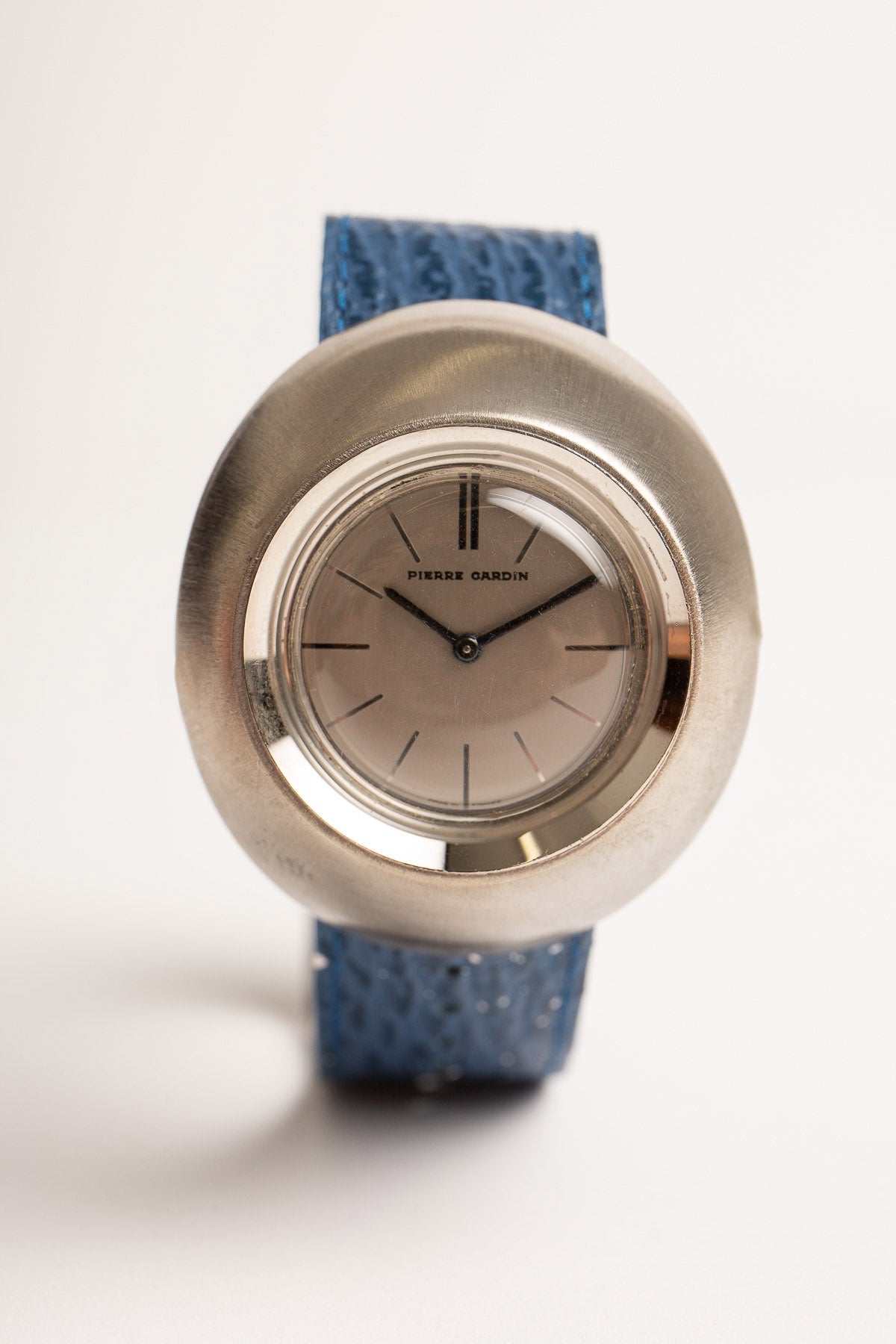 Pierre cardin vintage online watch