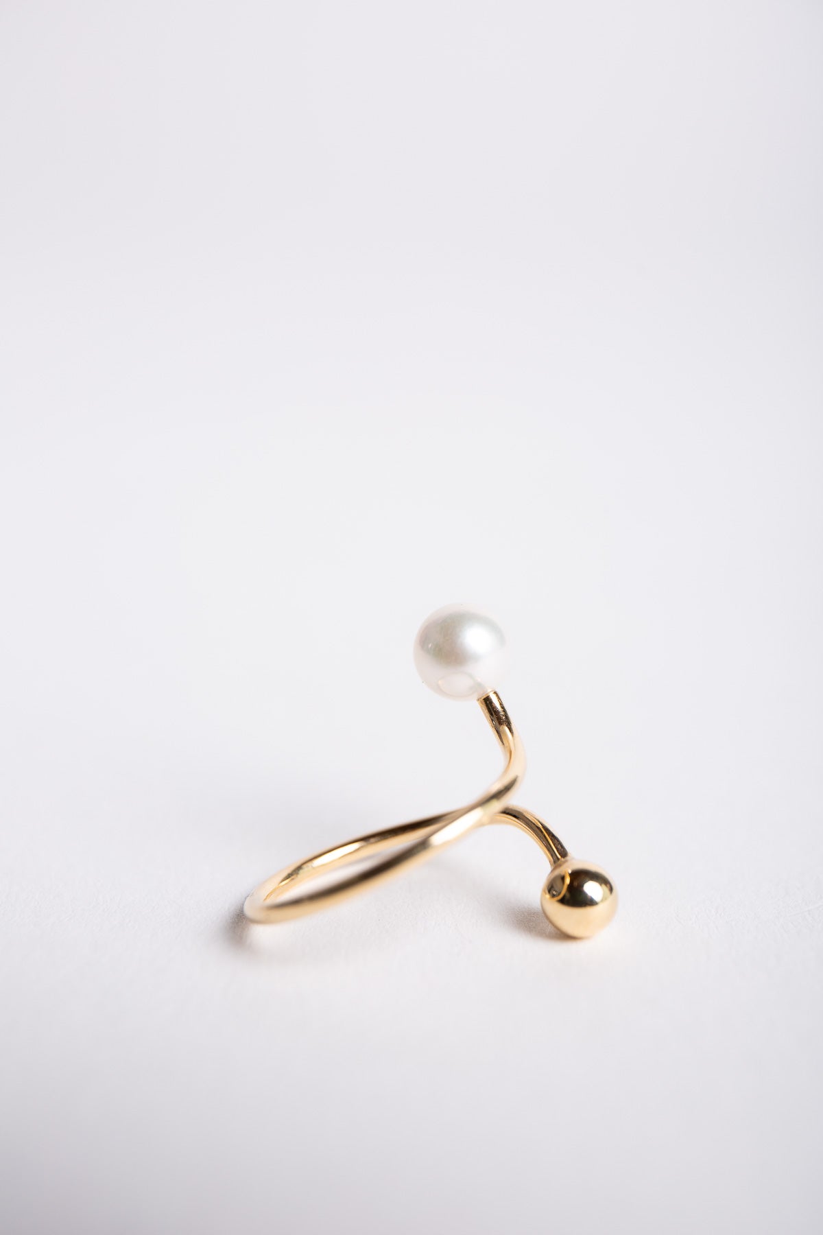 SOPHIE BILLE BRAHE | ISIS PEARL RING - MAXFIELD LA