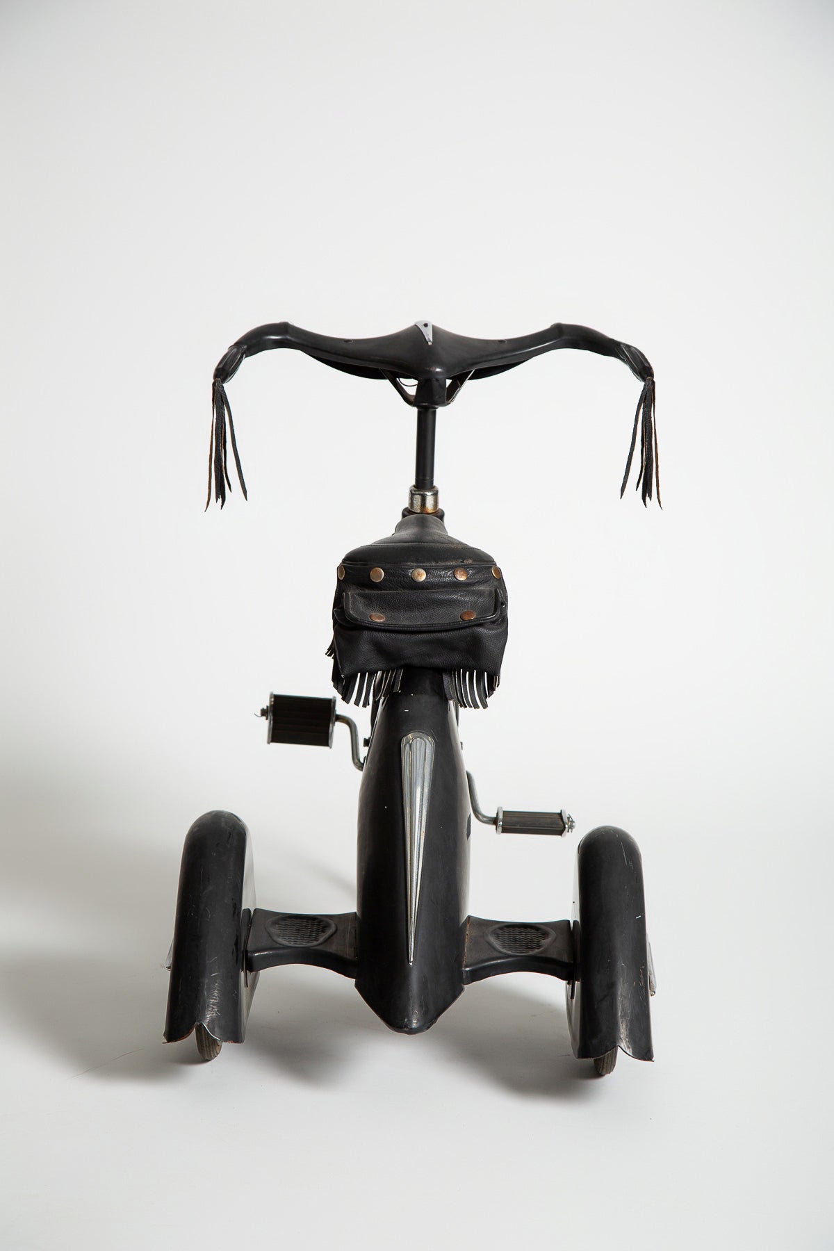 MAXFIELD PRIVATE COLLECTION | 1960'S AIRFLOW ROAD HOG TRICYCLE - MAXFIELD LA