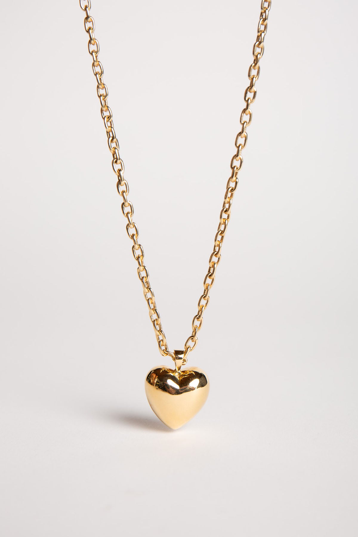 MAUD JEWELRY | 18K GOLD HEART NECKLACE
