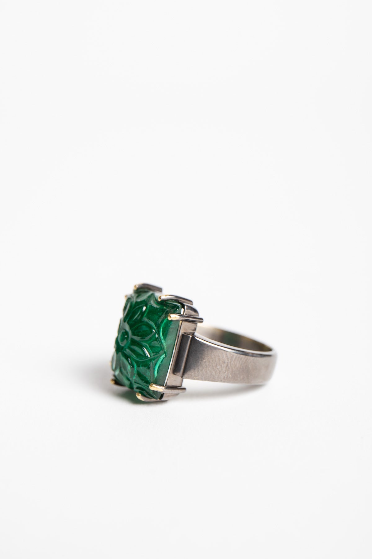 AMRAPALI LONDON | 18K YELLOW GOLD, BLACK RHODIUM, AND EMERALD PANNA RING - MAXFIELD LA