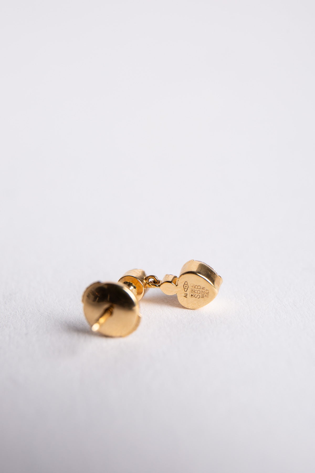 SOPHIE BILLE BRAHE | CHAMBRE DIAMOND EARRING - MAXFIELD LA