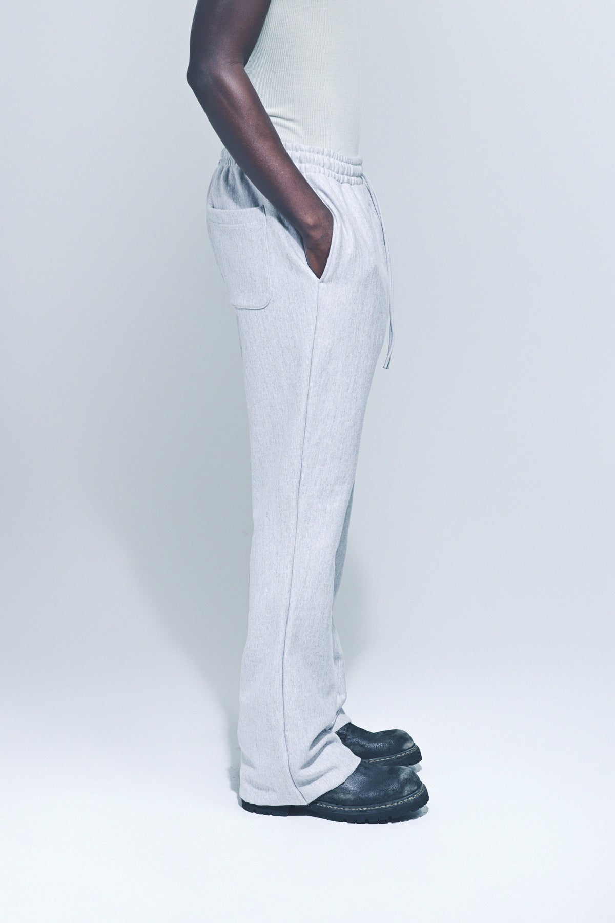 READYMADE | SMILE FLARE SWEATPANTS