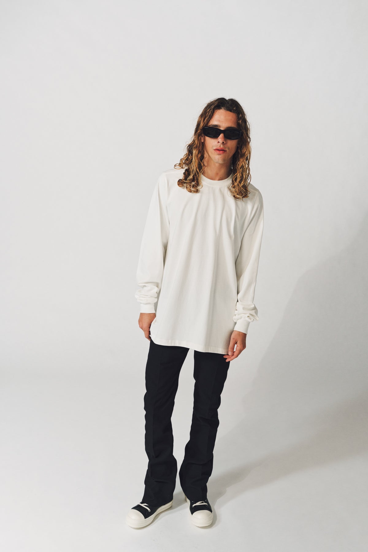 RICK OWENS | SHORT CREWNECK LONG SLEEVE TEE - MAXFIELD LA