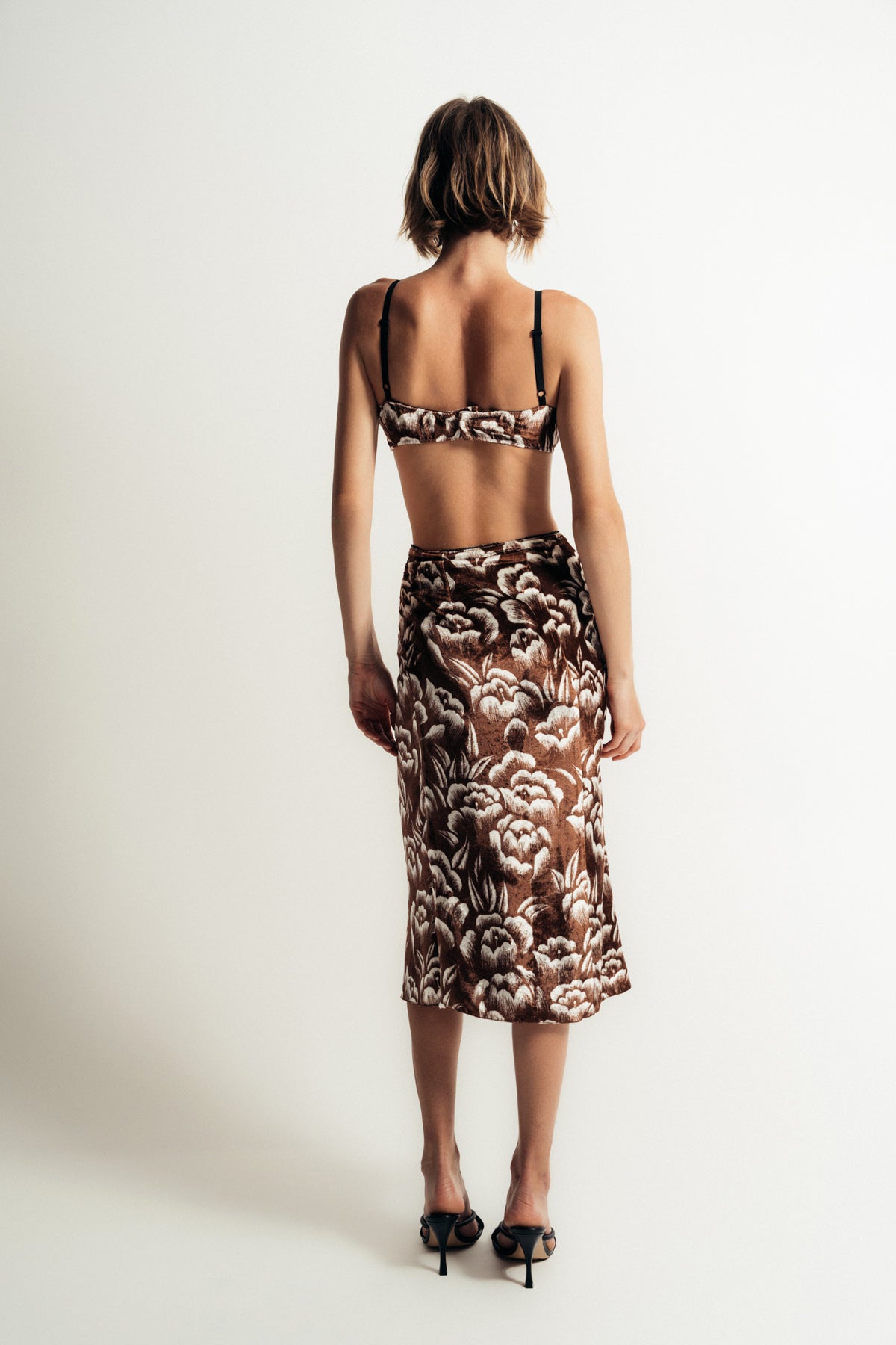 MERYLL ROGGE | VELVET FLORAL SKIRT