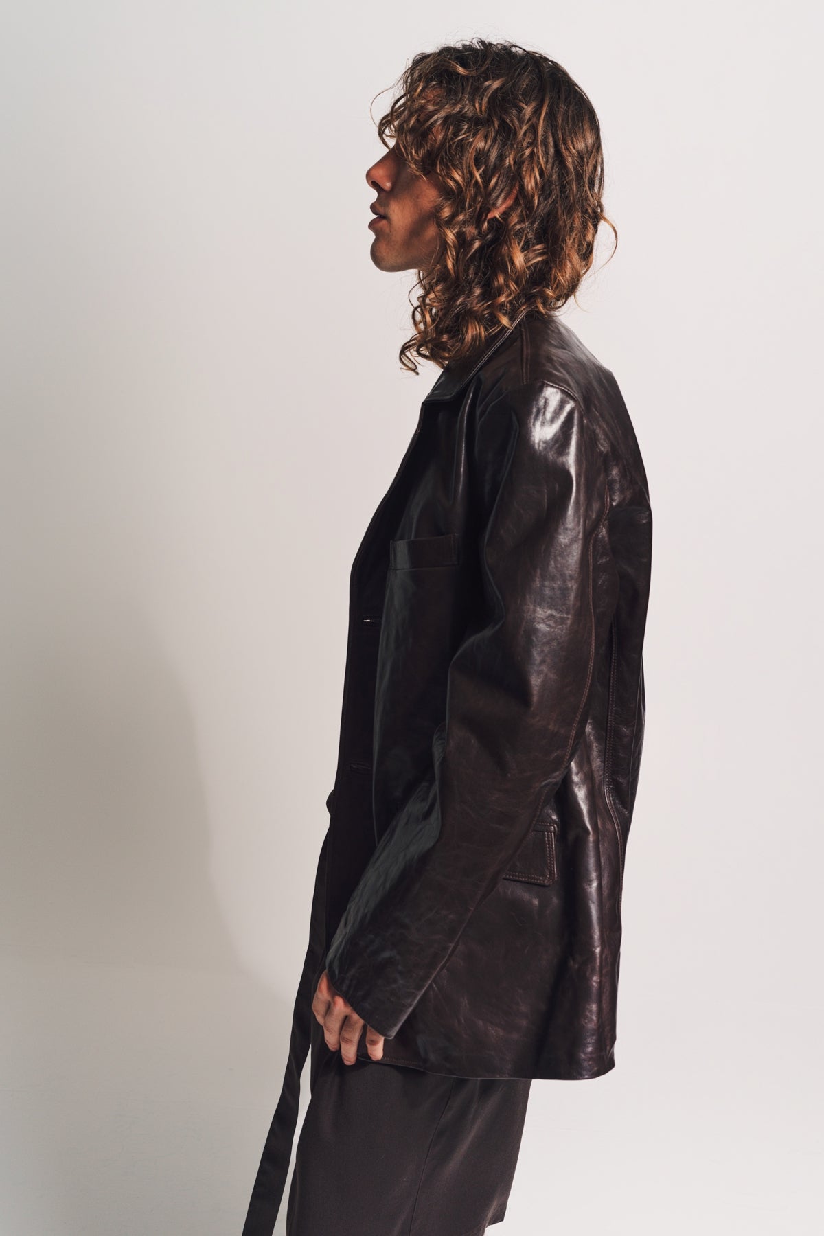 LOUIS GABRIEL NOUCHI | CLASSIC JACKET IN CRASHER SHAPE MEMORY LEATHER