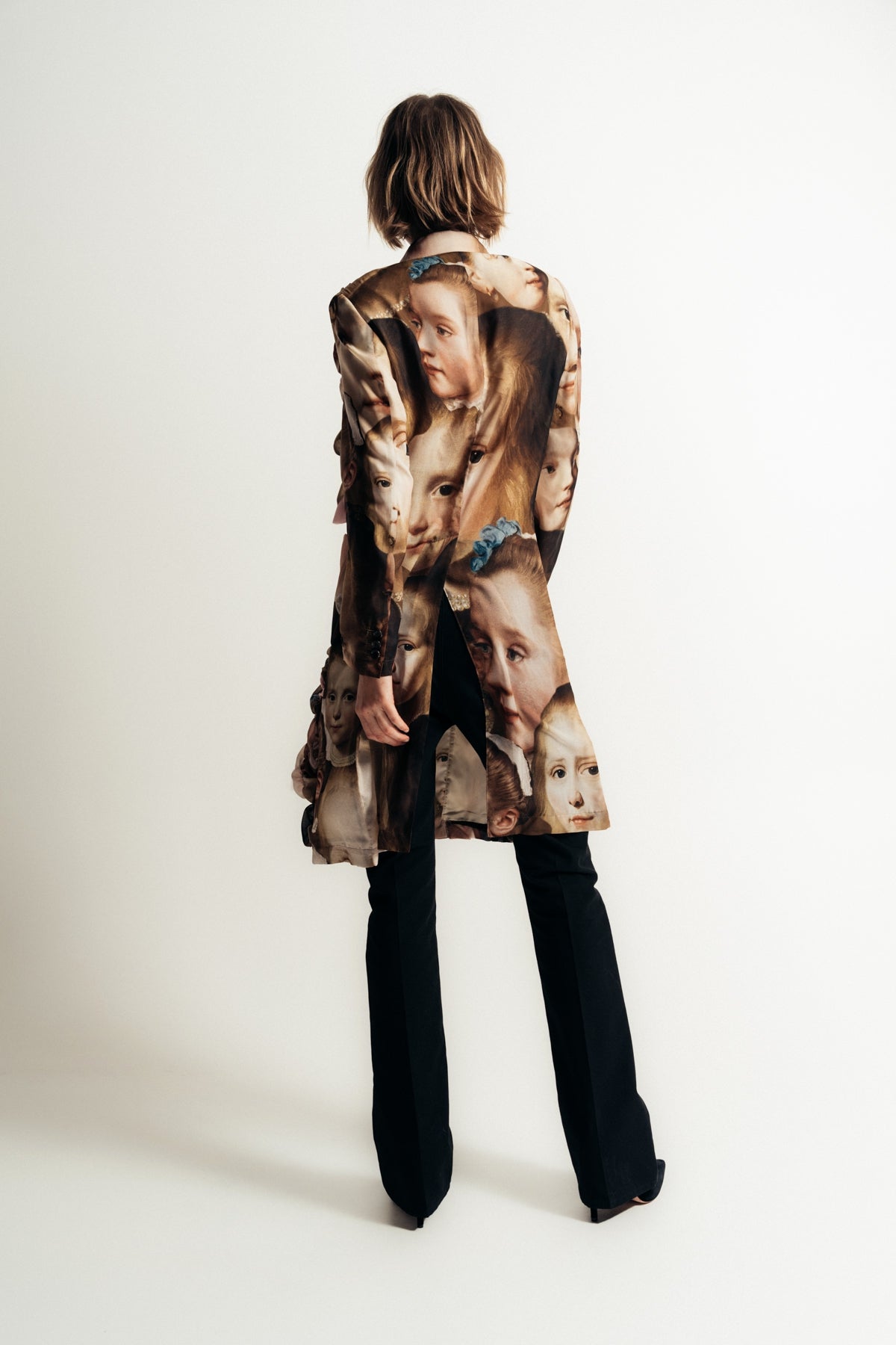 COMME DES GARCONS | ESTER FACE PRINT COAT