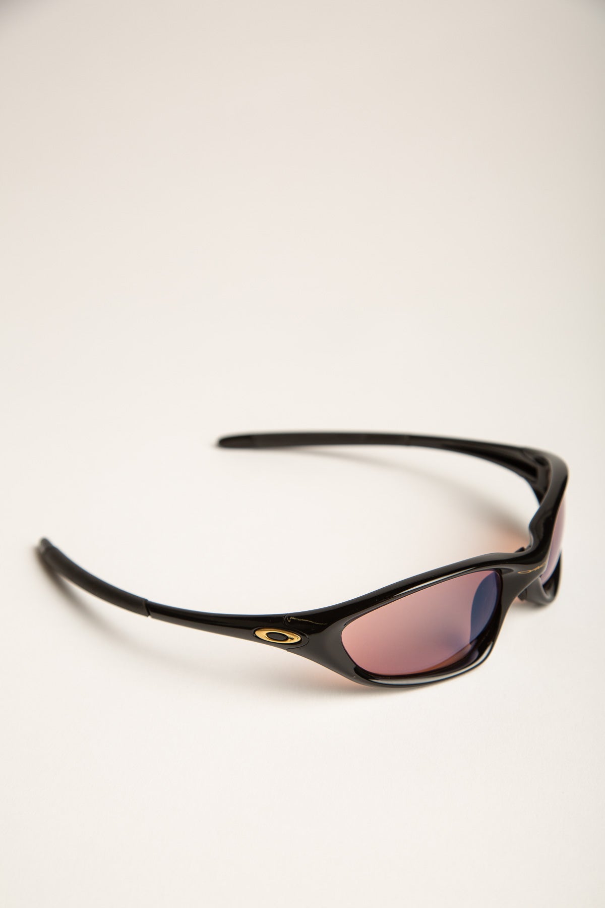 OAKLEY | 2000 NEW VINTAGE STRAIGHT SUNGLASSES