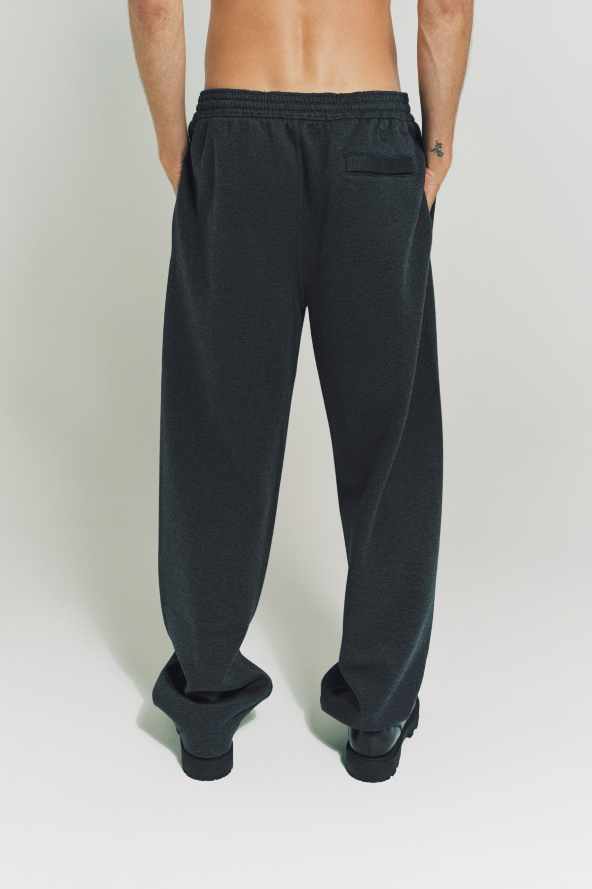 GIVENCHY | CLASSIC SWEATPANTS