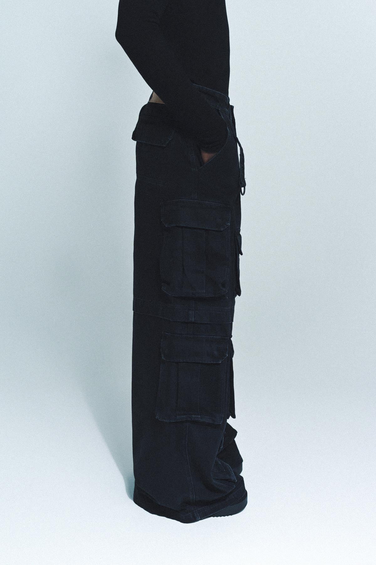 VETEMENTS | POCKET CARGO JEANS