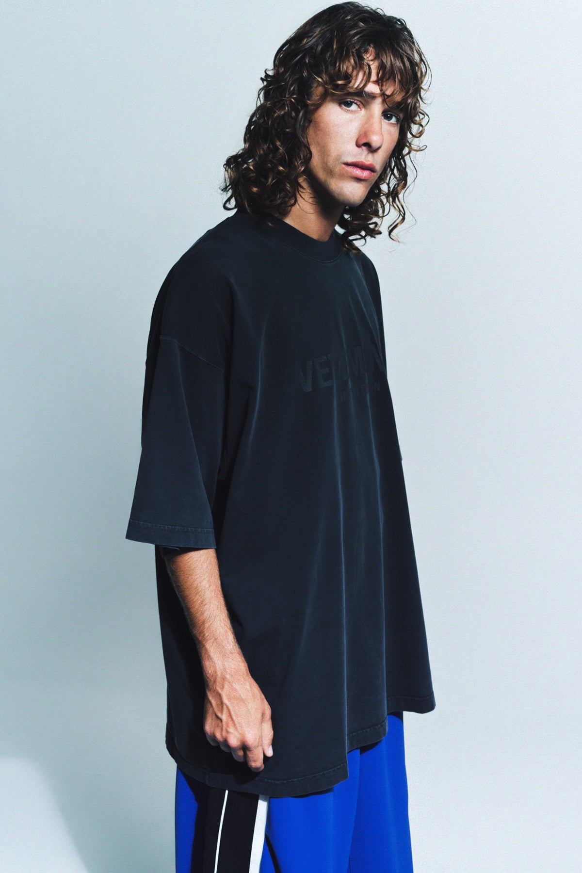 VETEMENTS | LOGO SHORT SLEEVE TEE