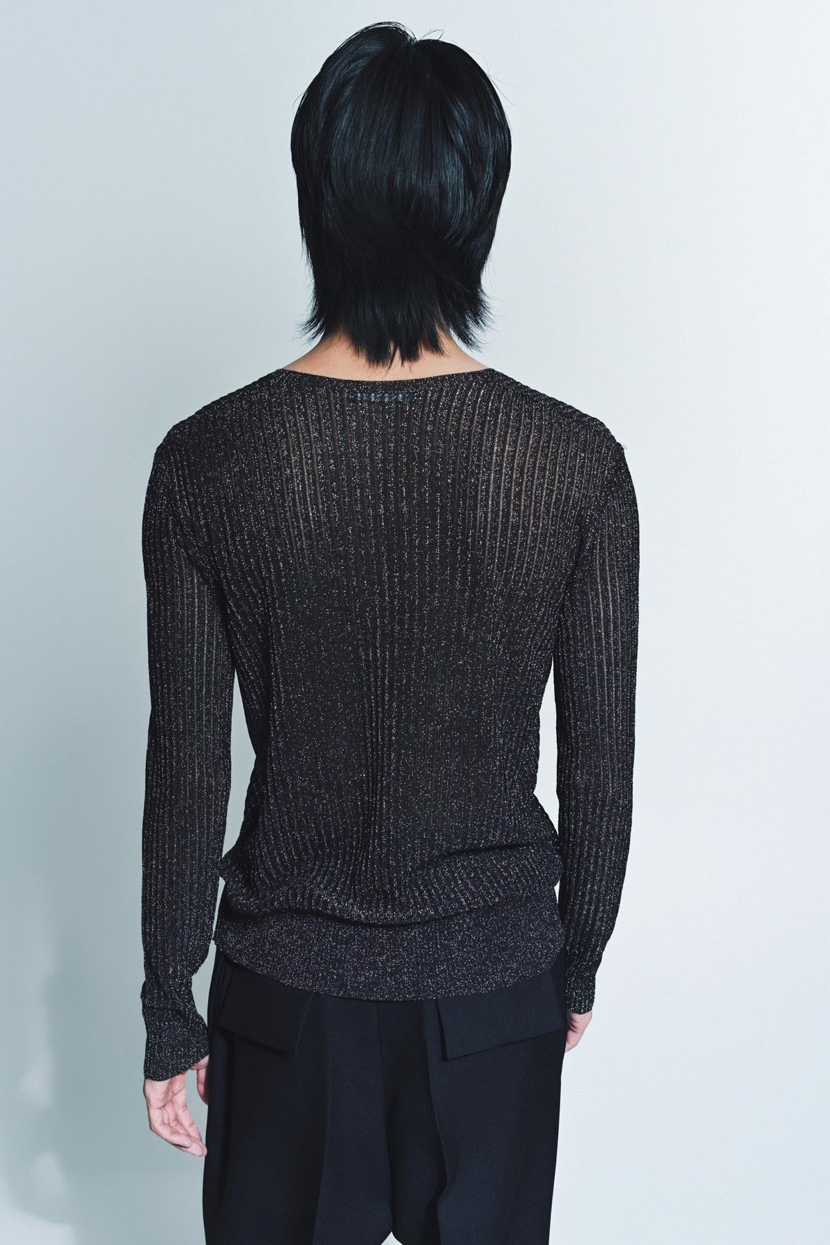 SAPIO | NO. 21 V-NECK SWEATER