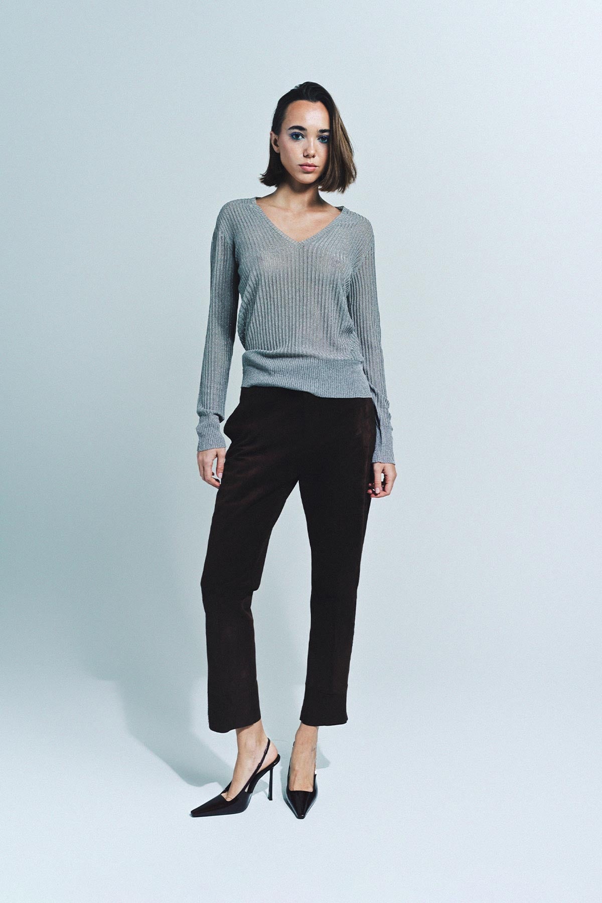 SAPIO | NO. 21 V-NECK SWEATER