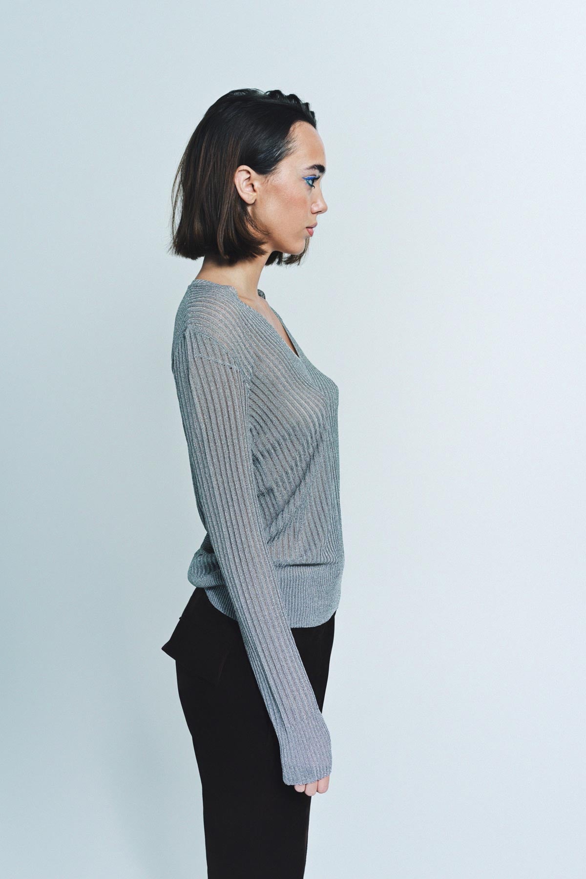 SAPIO | NO. 21 V-NECK SWEATER