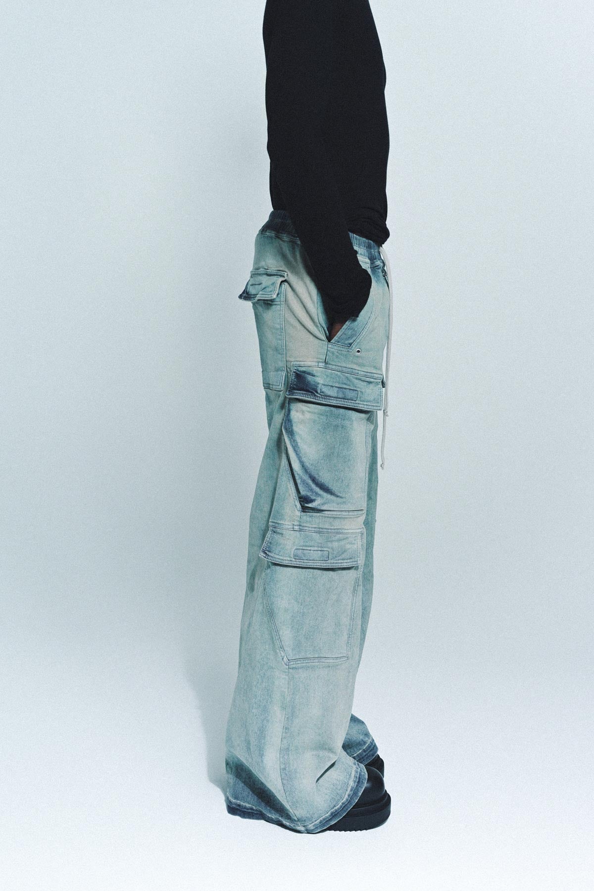 RICK OWENS DRKSHDW | DOUBLE CARGO JUMBO BELA JEANS