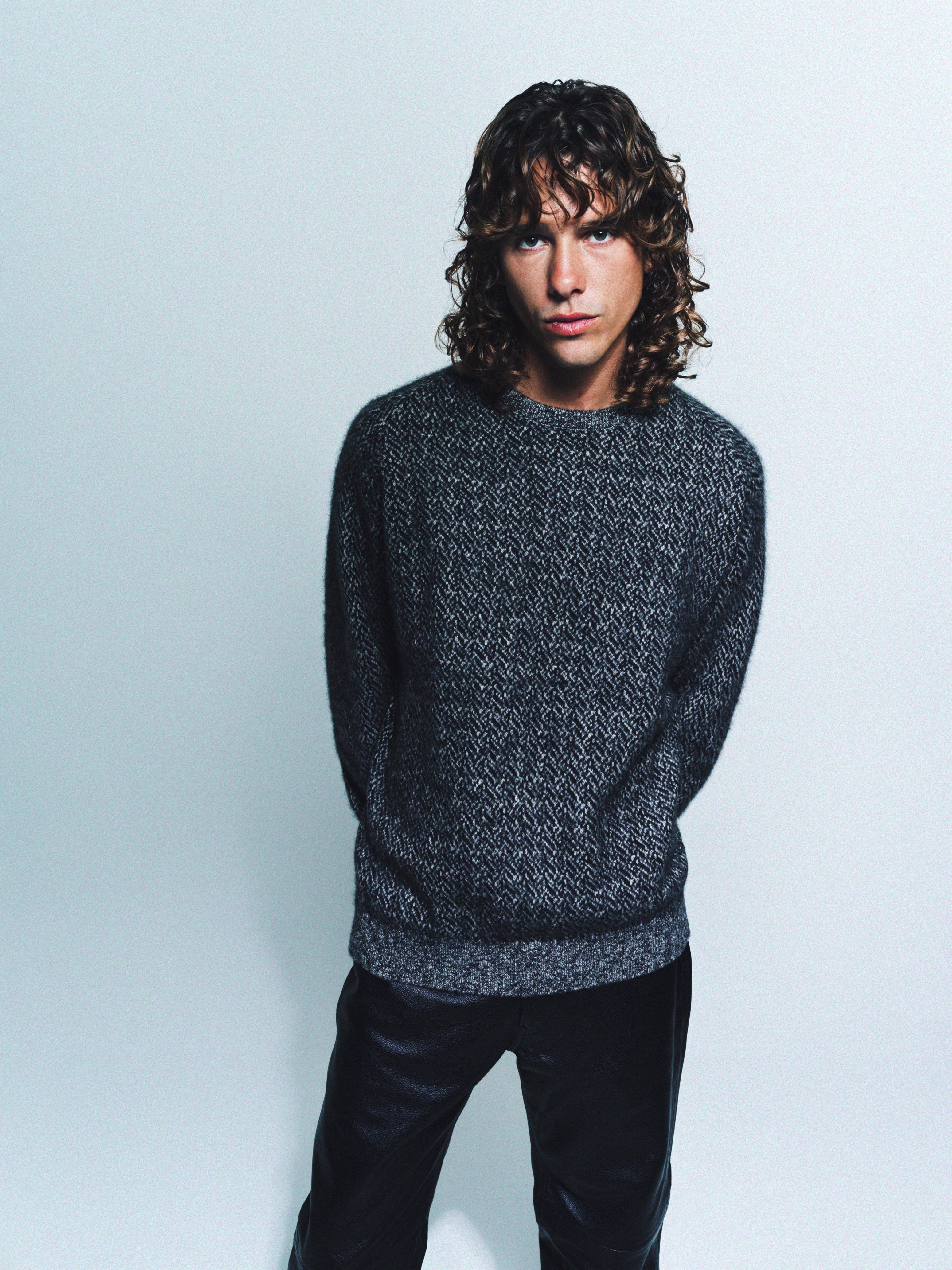 FRENCKENBERGER | BF R-NECK SWEATER