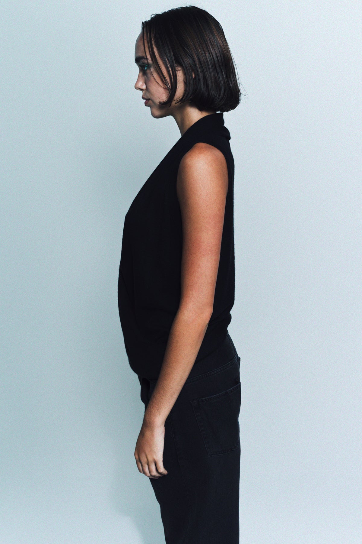 FRENCKENBERGER | SLEEVELESS CROSS SHIRT