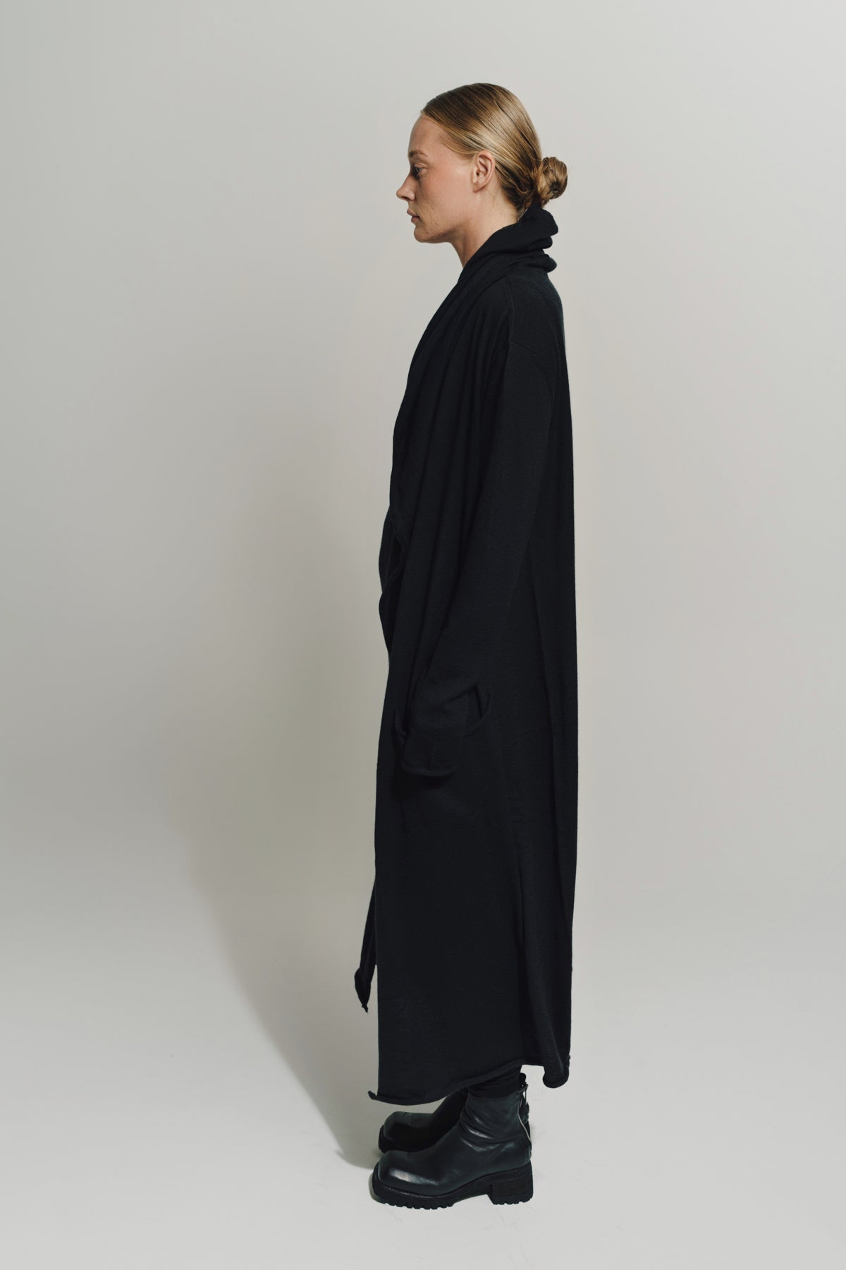 LARS ANDERSSON | HOODED LONG CARDIGAN