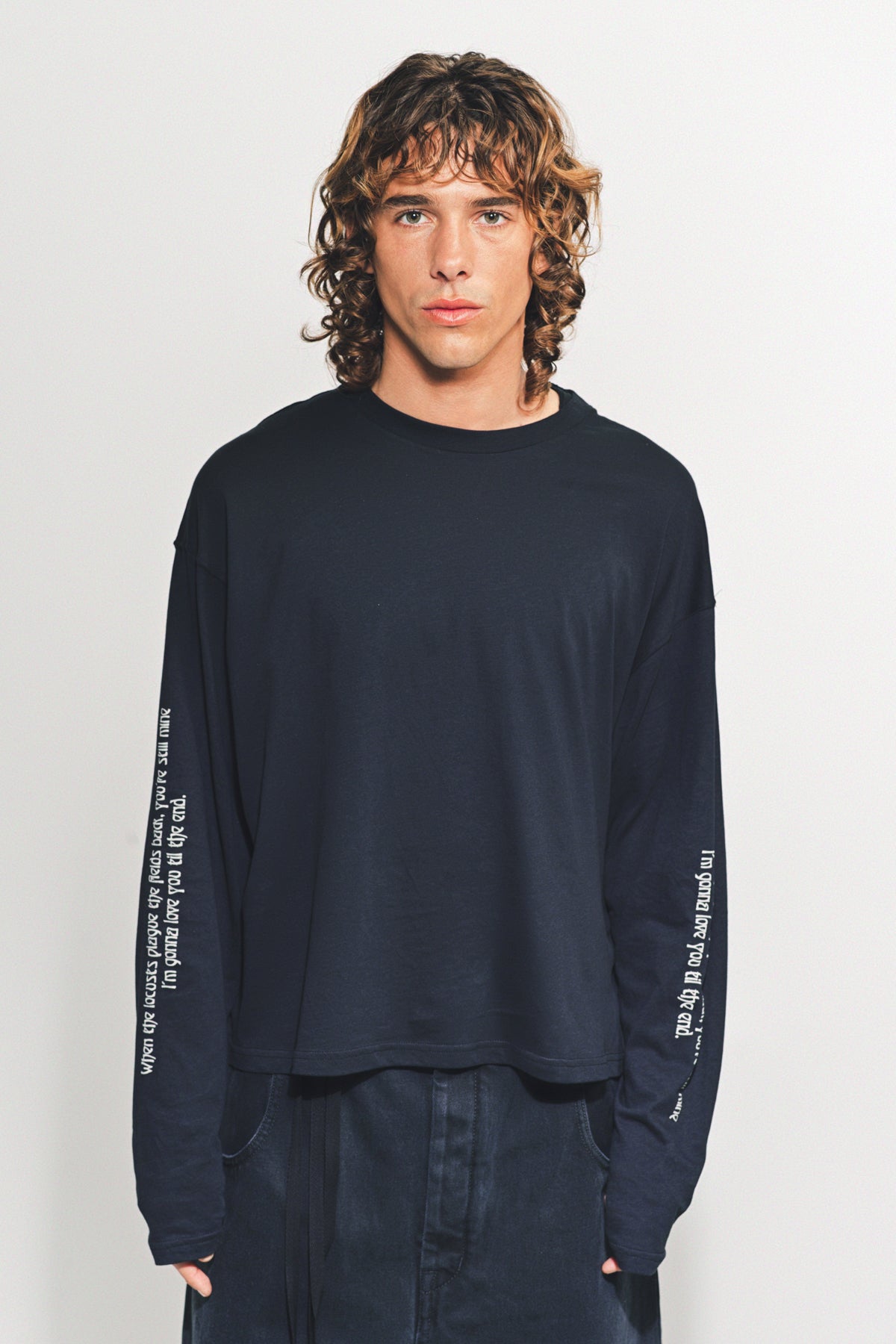 ANN DEMEULEMEESTER | EMIL "OCTOBER AND THE EYES" LONG SLEEVE TEE