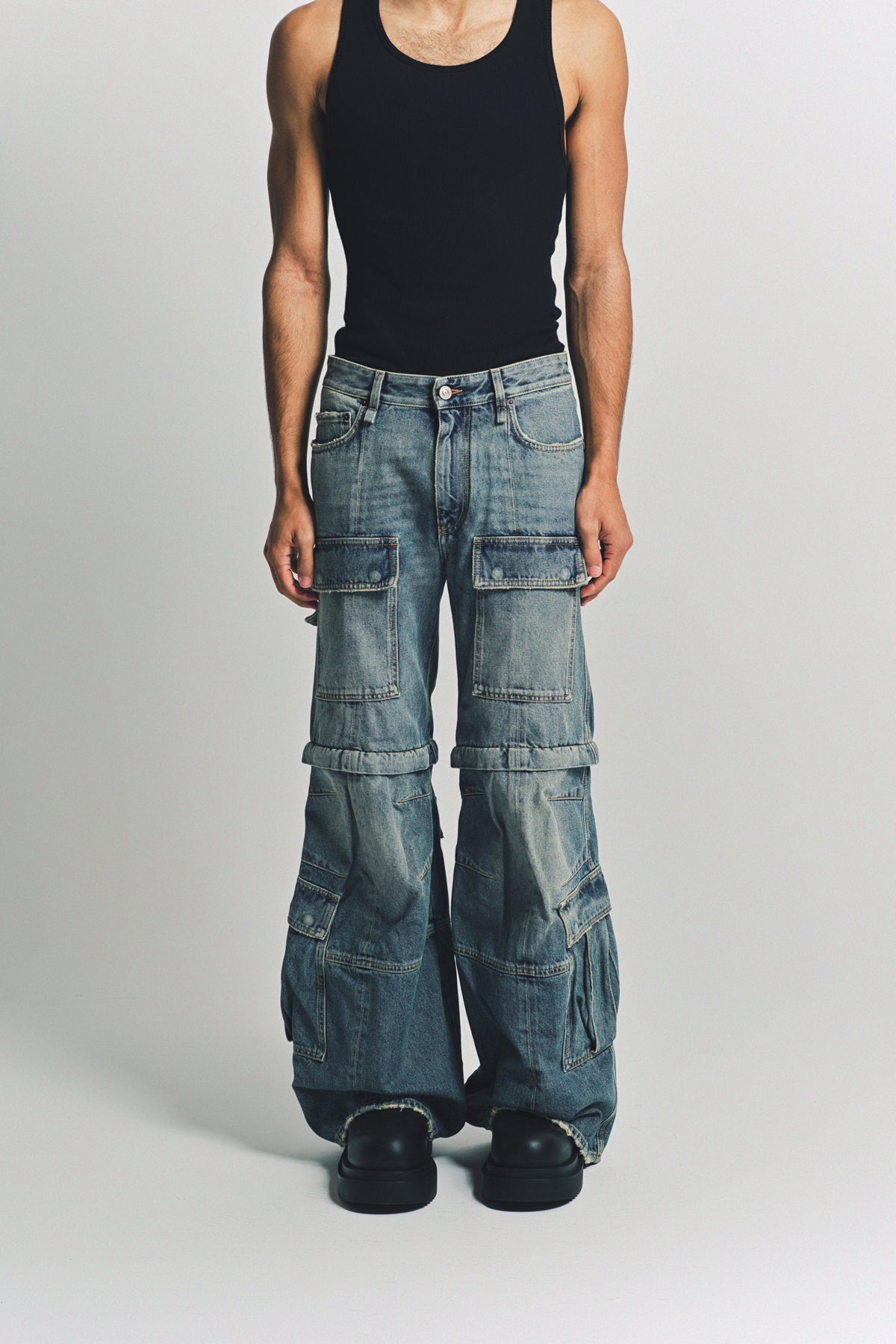 BALENCIAGA | UNISEX FLARED CARGO JEANS