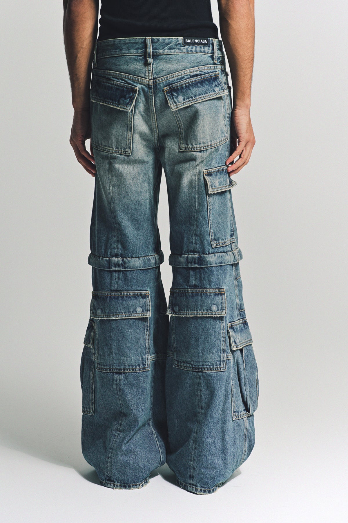 BALENCIAGA | UNISEX FLARED CARGO JEANS