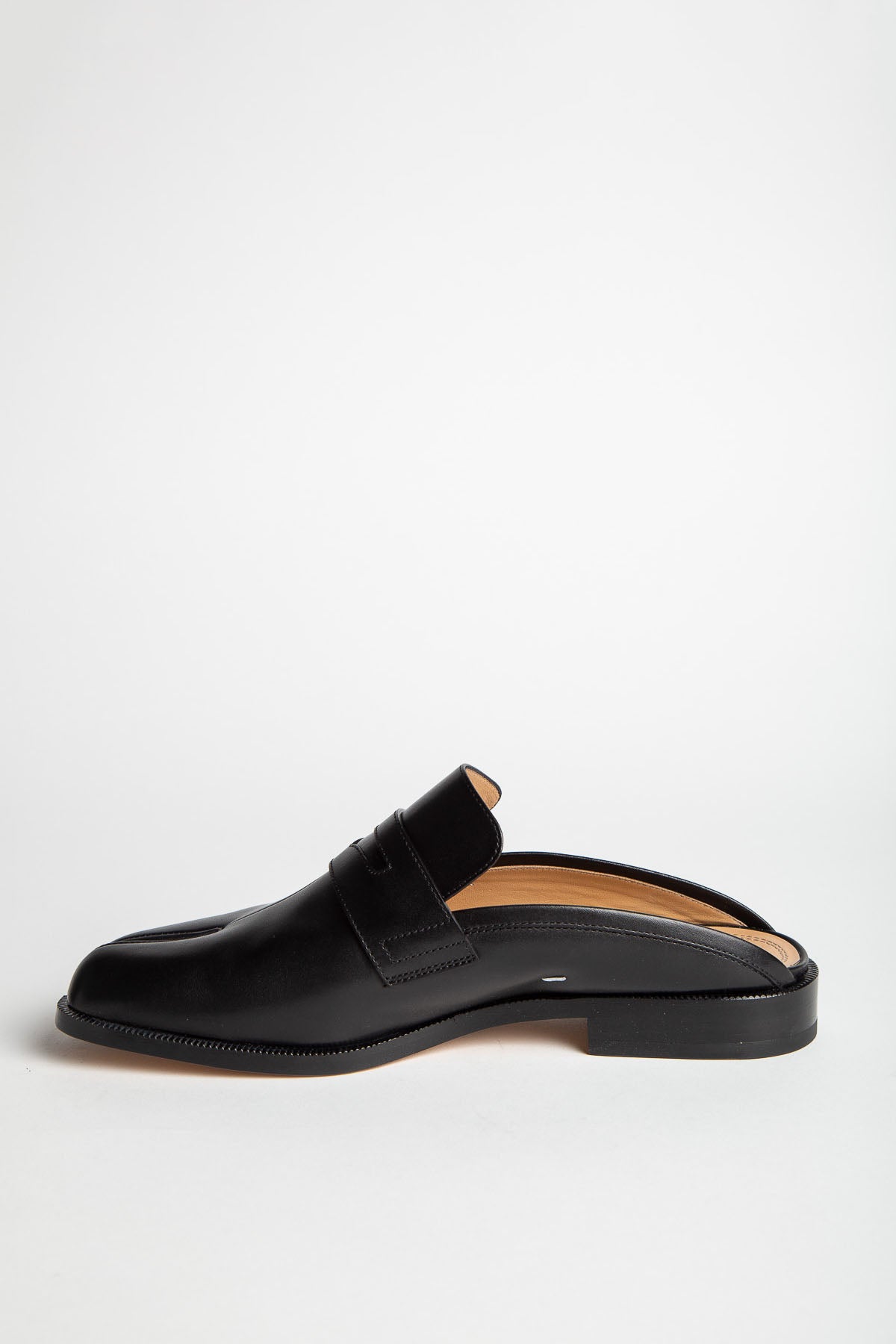 MAISON MARGIELA | TABI CITY LOAFER MULES - MAXFIELD LA