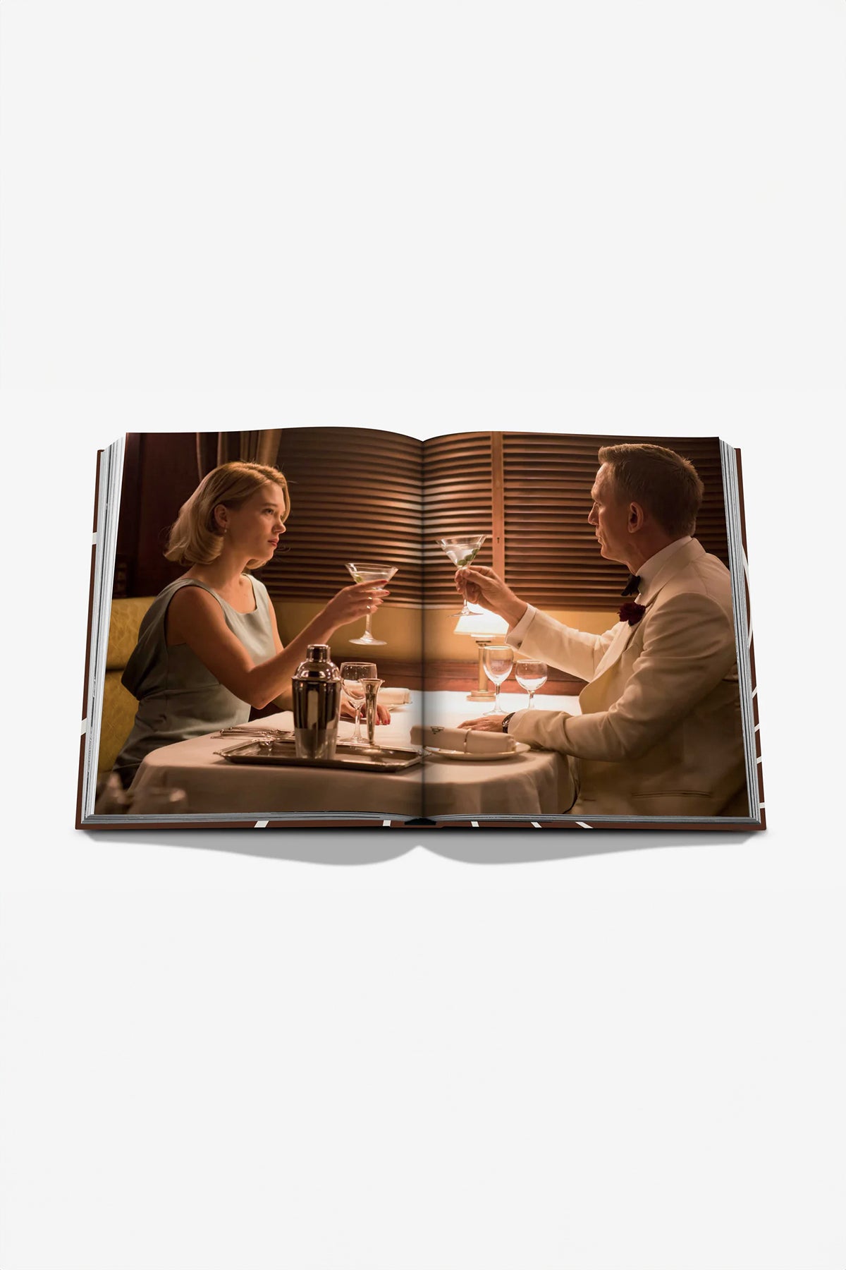 ASSOULINE | JAMES BOND STYLE