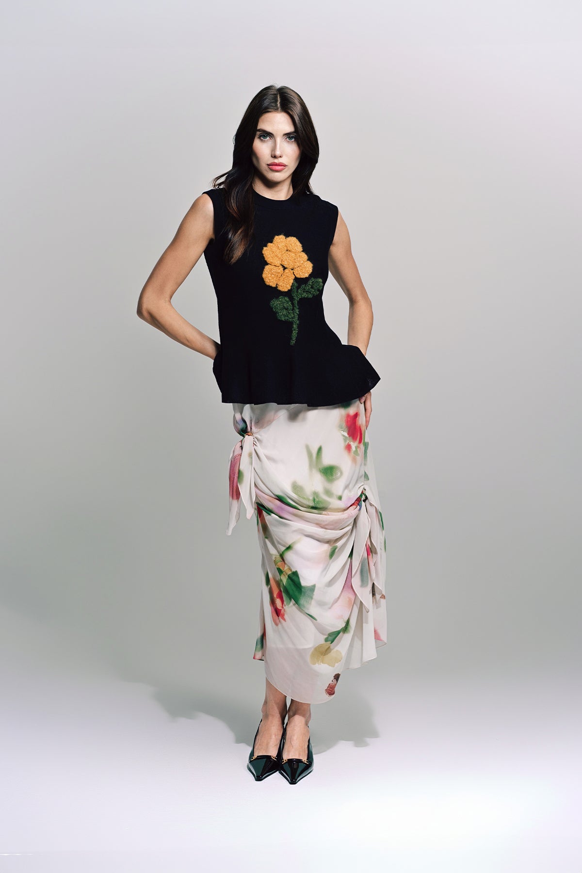 CAROLINE HU | EMBROIDERED FLOWER TANK