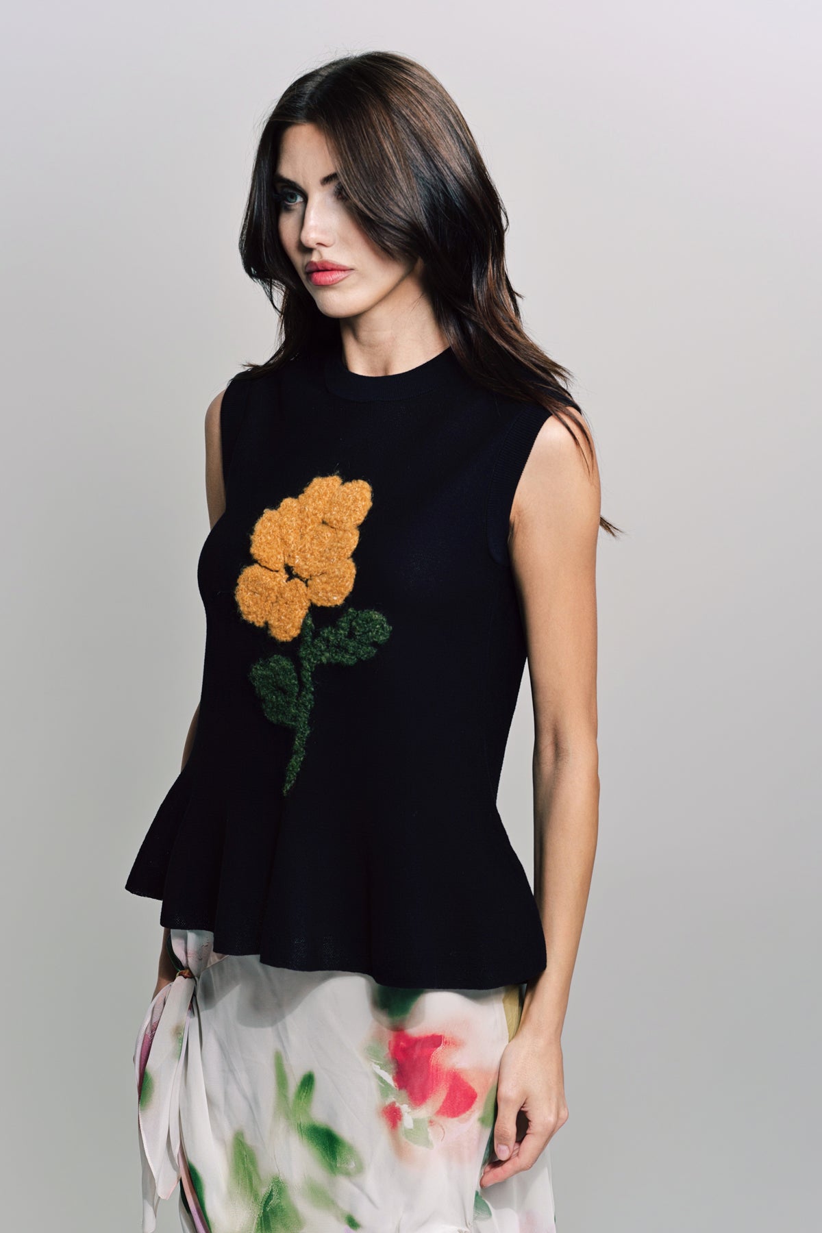 CAROLINE HU | EMBROIDERED FLOWER TANK