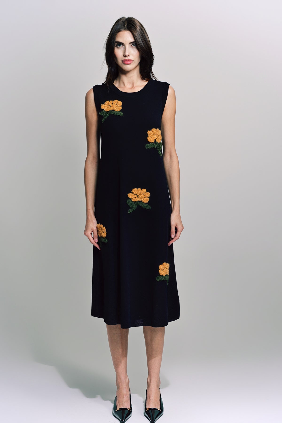 CAROLINE HU | EMBROIDERED FLOWER DRESS