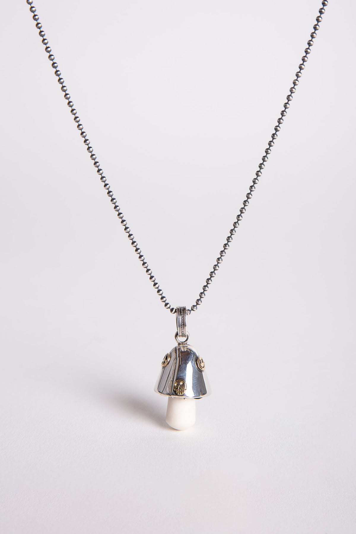 BLIND MAN TOGS | 18K YELLOW GOLD AND STERLING SILVER MUSHROOM NECKLACE