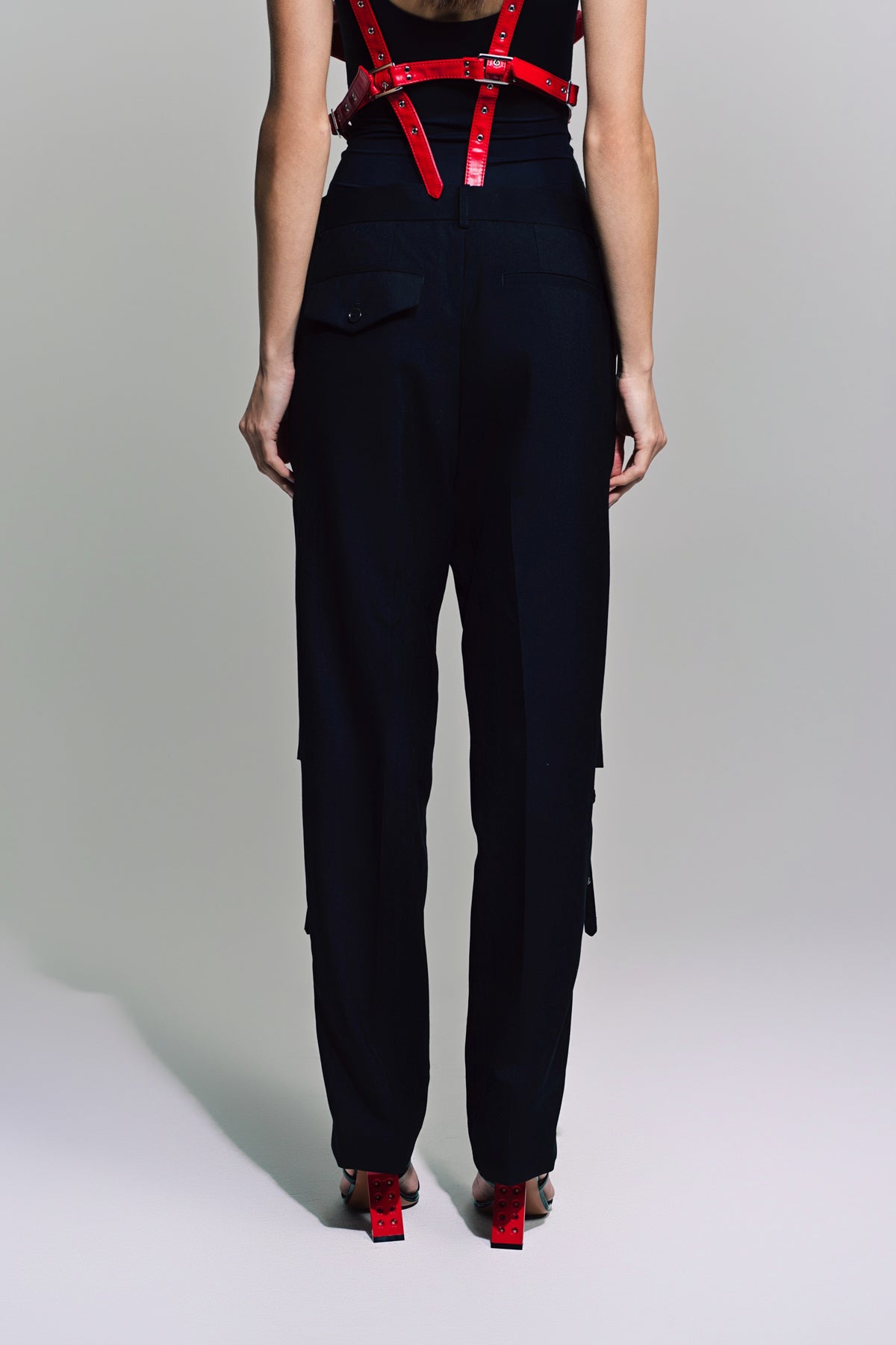 NOIR KEI NINOMIYA | STRAP OXFORD PANTS