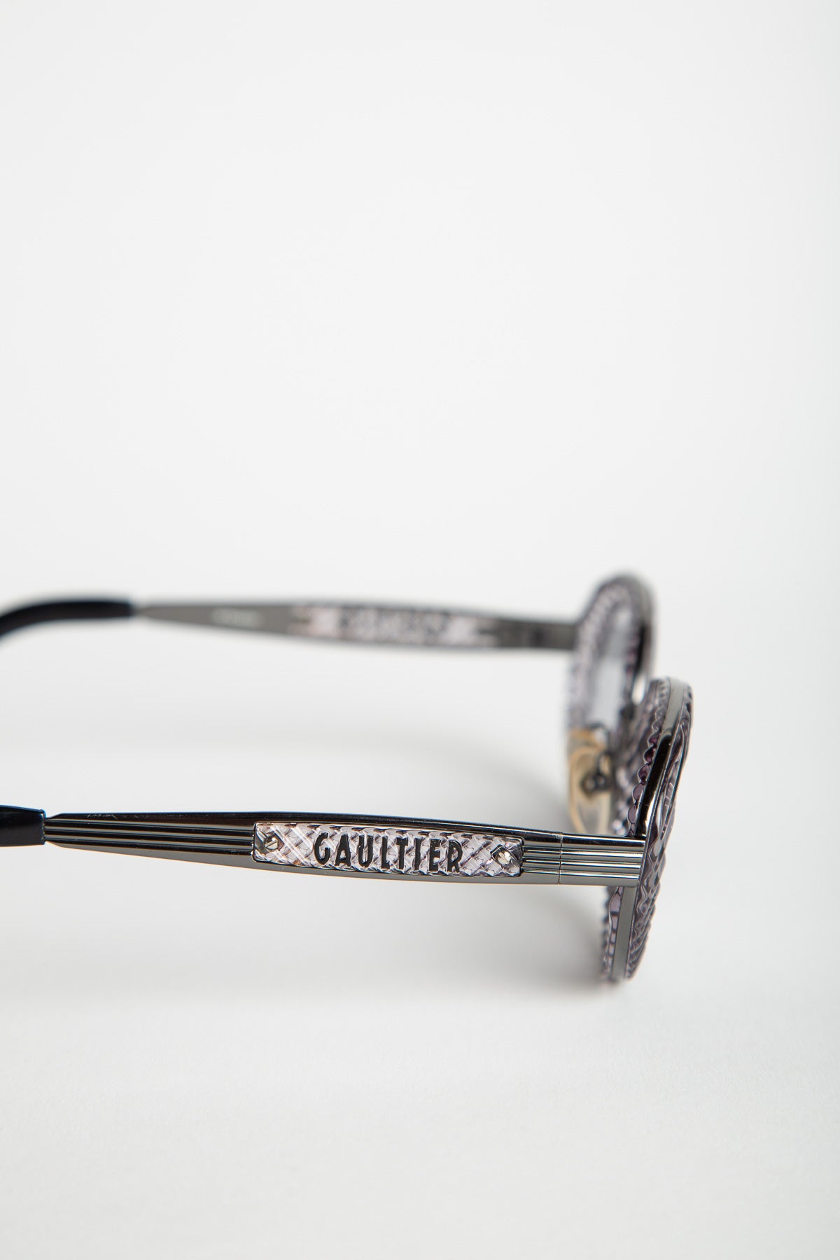 JEAN PAUL GAULTIER | 1990'S 56 5201 OVAL SUNGLASSES