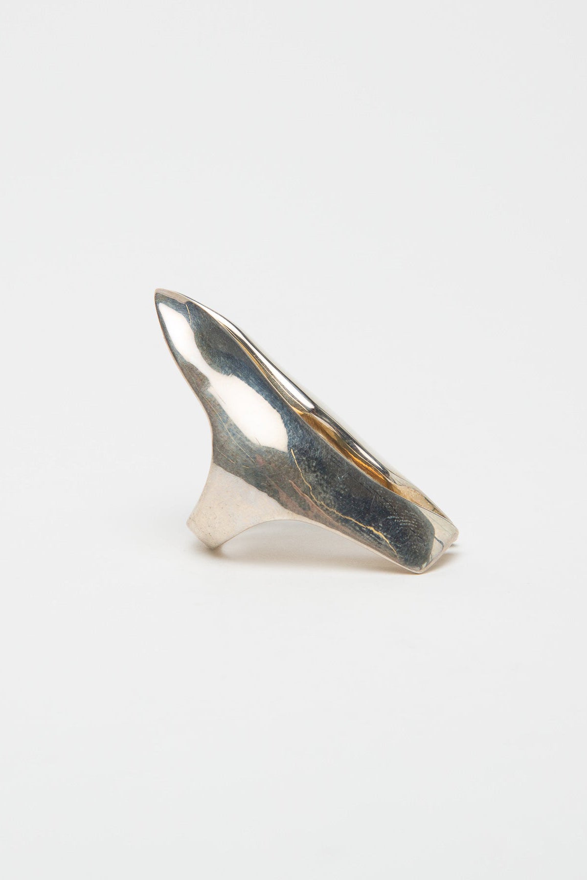 SOPHIE BUHAI | LARGE CENTER SPLIT RING - MAXFIELD LA