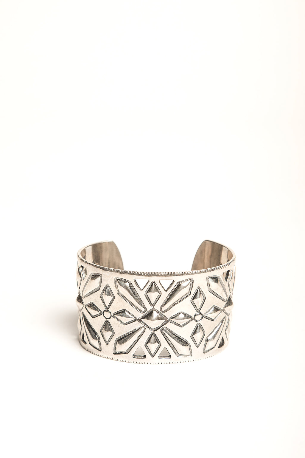 CODY SANDERSON | BUTTERFLY CUFF