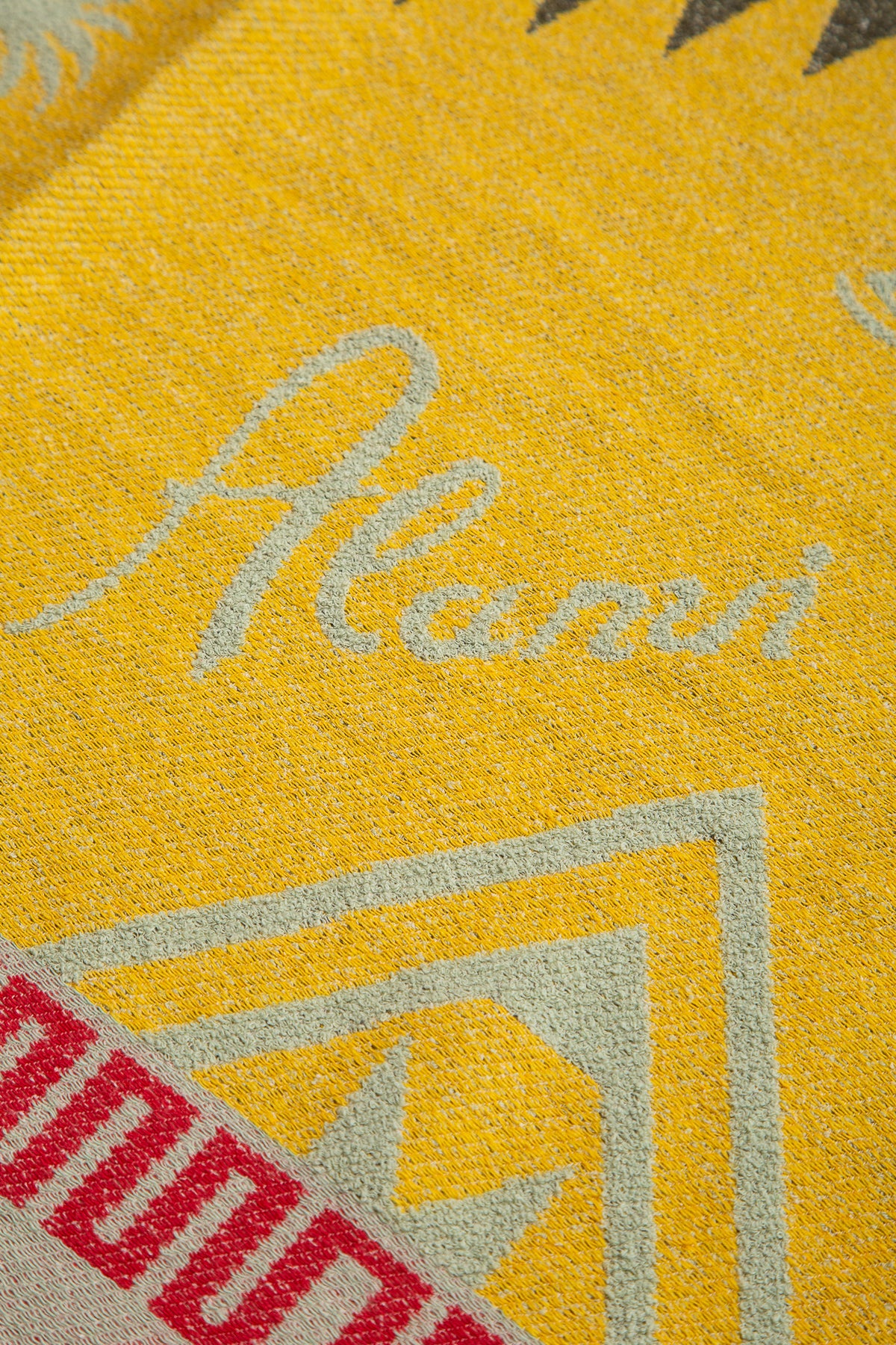 ALANUI | RIDING THE WAVES TOWEL