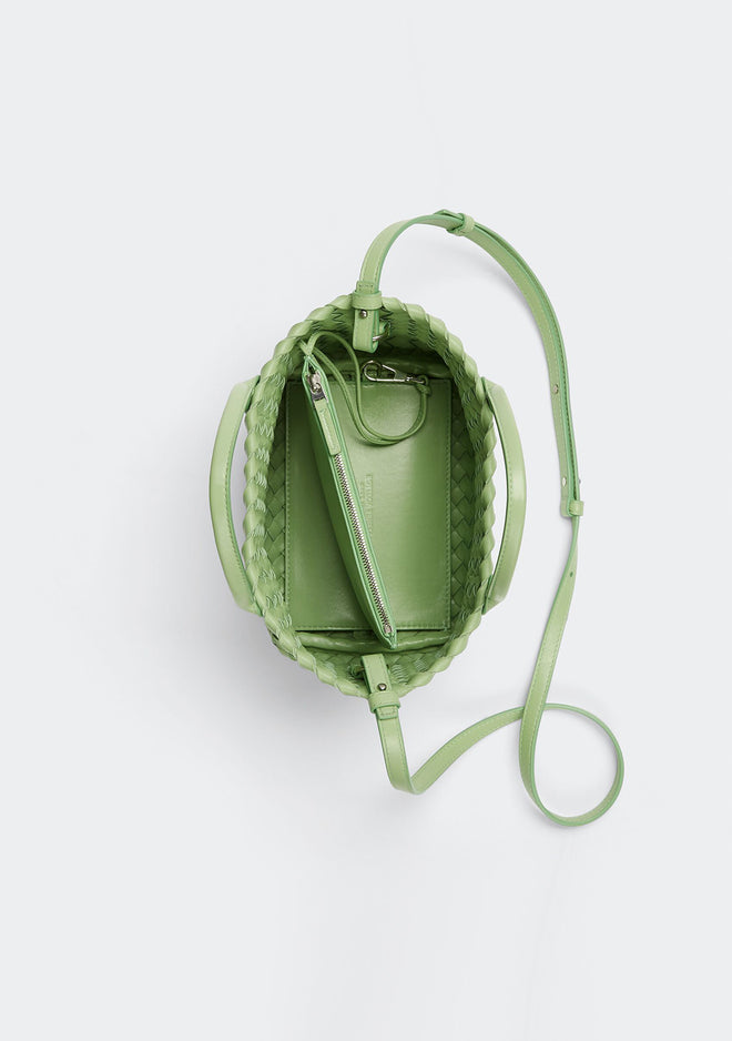 Knot Leather Shoulder Bag in Green - Bottega Veneta